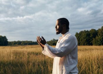 ANATII Releases New Single and Video Blessings On Me