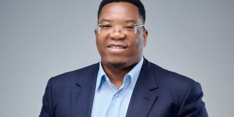 The Spirit Behind “Ekhaya / Sizohamba” by Spirit Of Praise Featuring Everton Mlalazi on Spirit Of Praise 11