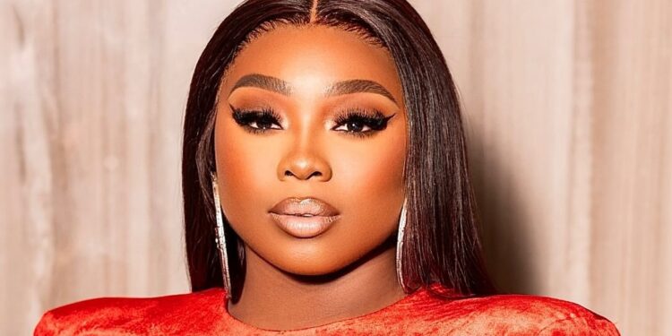 On Bended Knees Official Video Featuring Jekalyn Carr Brings a Powerful Worship Experience From Halal Afrika