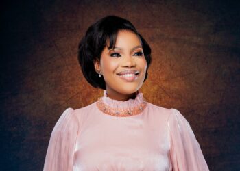 Nothando Hlophe Builds Anticipation for “Sithumela Wena Reprise” Featuring Ayanda Ntanzi and Jumbo