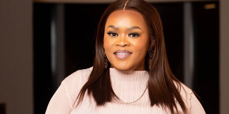 Ziyanda Tshangana Releases Powerful Live Visuals for “Old School Medley” Recorded at Guild Theatre