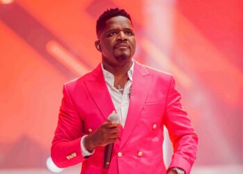 Canaan Nyathi Celebrates 40th Birthday With Spectacular God and a New Song Gospel Recording