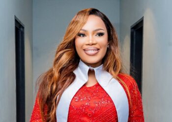 Nothando Hlophe Returns to Spirit of Praise With the Powerful Mmeli Wami